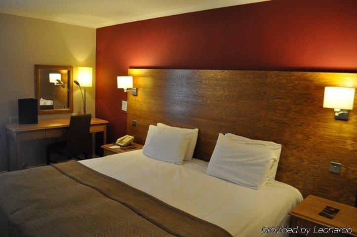 Bridge Hotel Гринфорд Номер фото